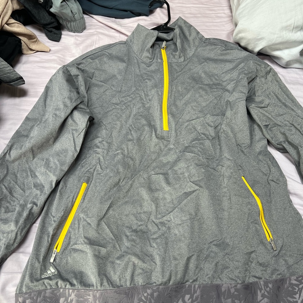 Adidas windbreak or run jacket !